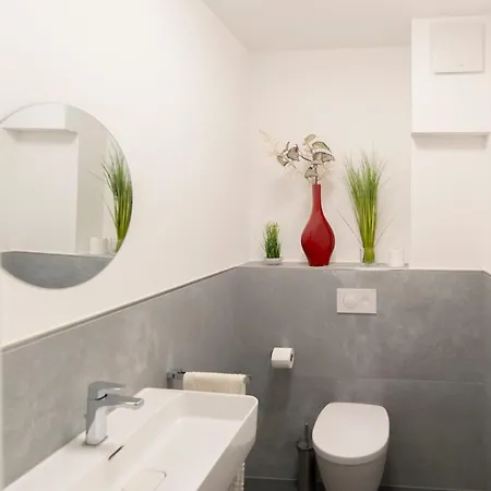 Apartamento Stilvolles Neubau-apartment Mit Kueche, Netflix & Top-lage *